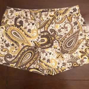 Banana Republic - Martin fit paisley shorts